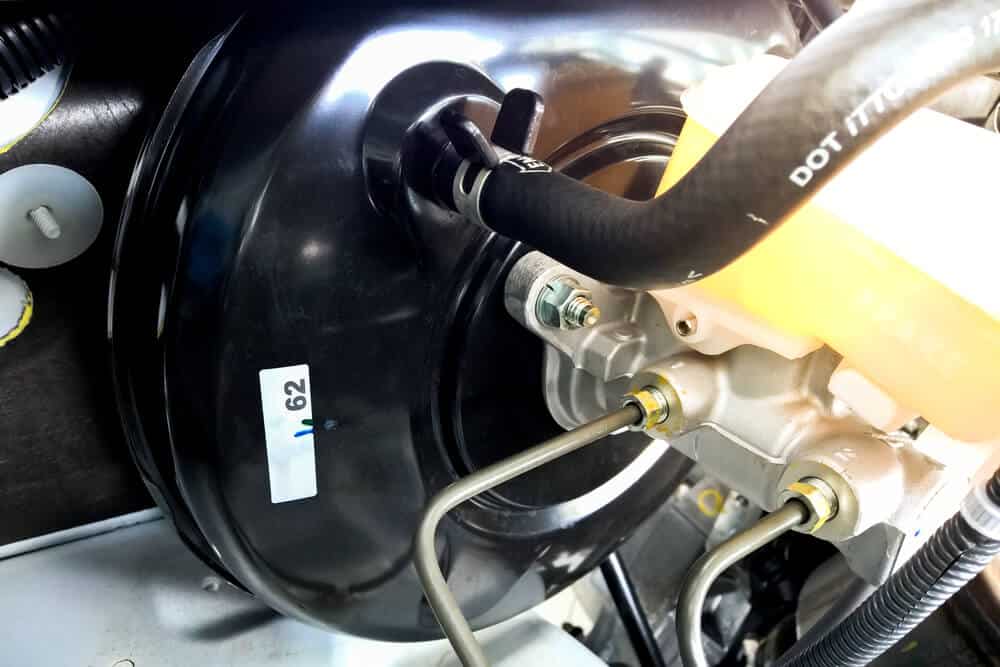 how to test brake booster for leaks